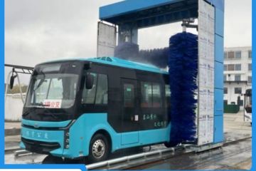 全自動(dòng)公交車洗車機(jī)-8年好口碑制造經(jīng)驗(yàn)[隆茂鑫晟]